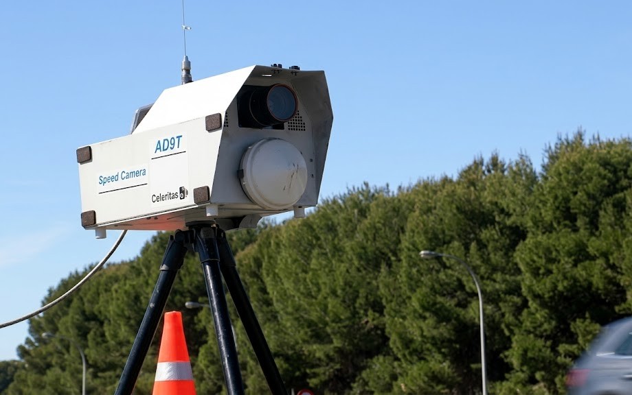 A fixed Spanish speed camera or a mobile radar van on a road
