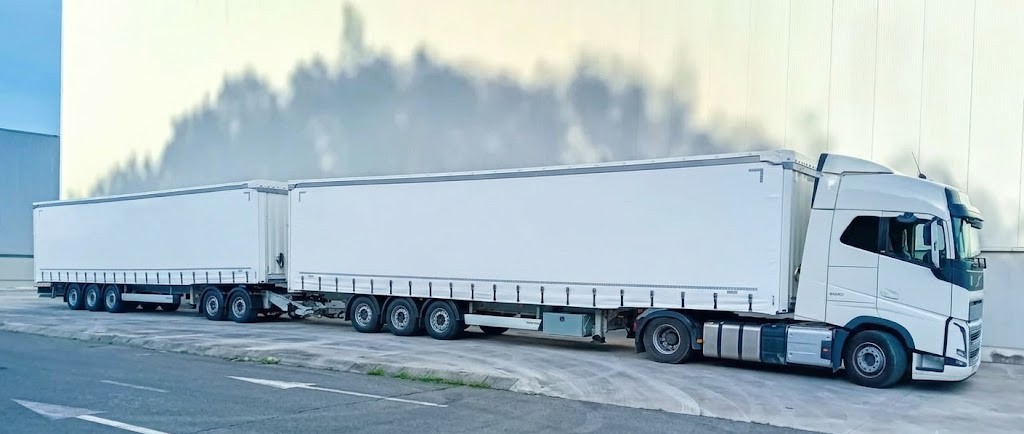 Trailer