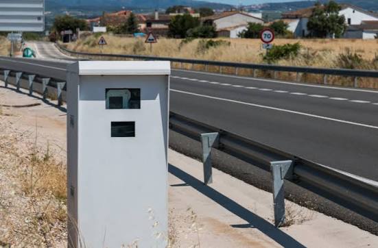 Question image: Carrying a device designed to detect speed-enforcement radars results in the los