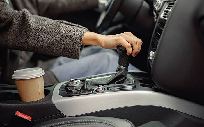 Question image: In a petrol engine, at what engine speed is it best to change to a higher gear t