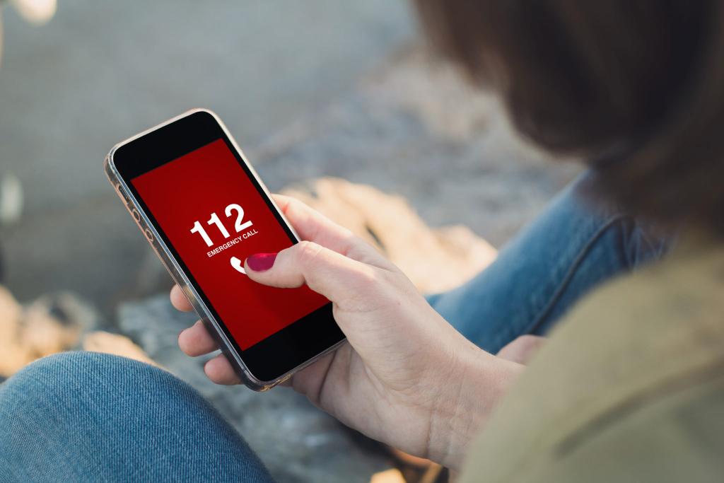 Question image: When calling 112, which of the following pieces of information is essential to p