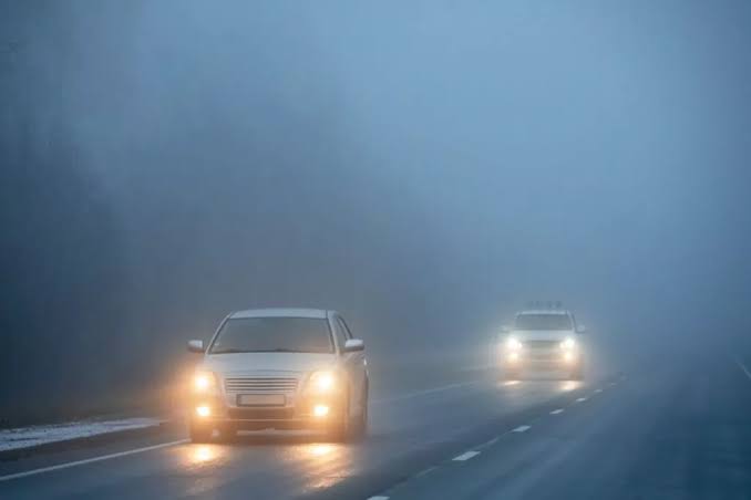 Question image: When may the front fog light be used?