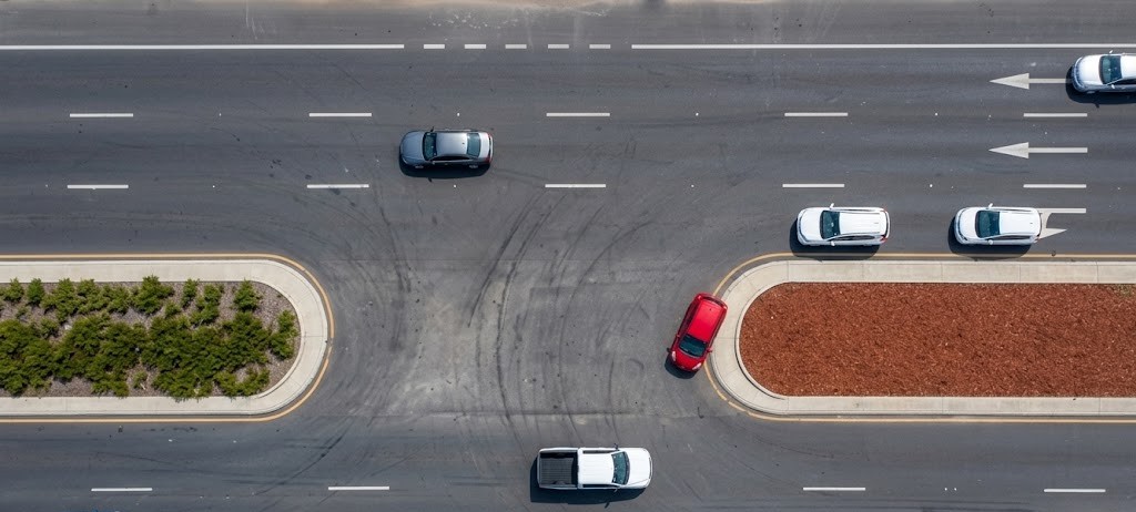 Question image: When available, which places are best used to make a U-turn?