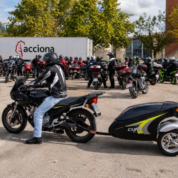 Question image: By what percentage must the maximum speed of a moped or motorcycle be reduced wh